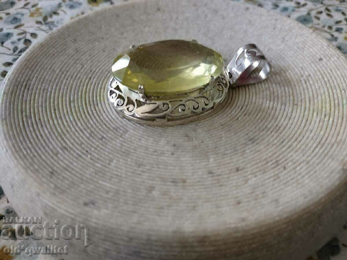 Auction Exquisite Locket pendant with huge Citrine, 925 silver Auction Exquisite Locket pendant with huge Citrine, 925 silver