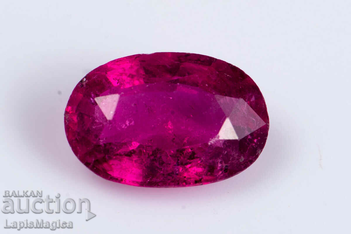 Rubellite Pink Tourmaline 0,60ct Oval Cut