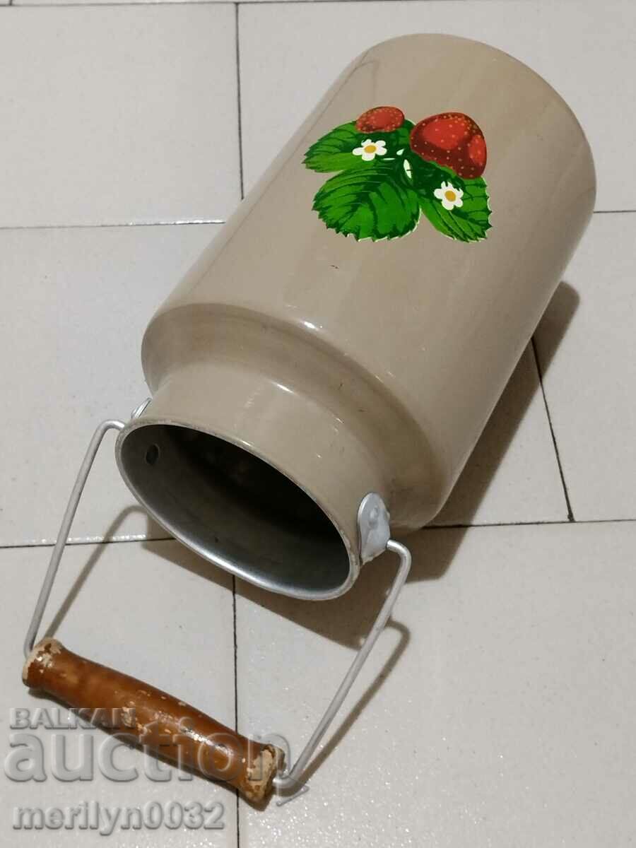 Old metal milk jug, aluminum bucket, canister with price 43.00 BGN | € 21.99 Old metal milk jug, aluminum bucket, canister with price 43.00 BGN | € 21.99