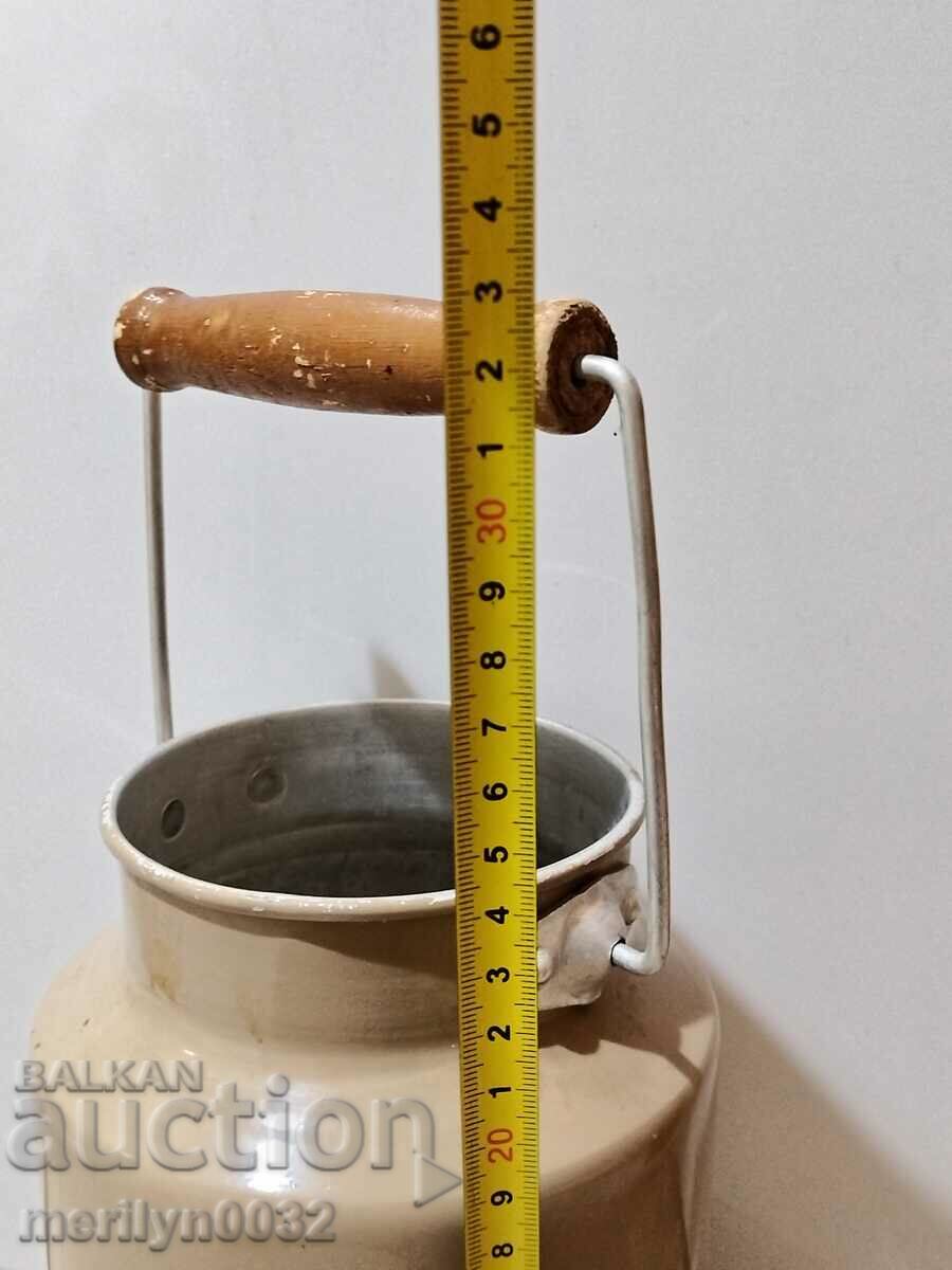 Delivery of Old metal milk jug, aluminum bucket, canister Delivery of Old metal milk jug, aluminum bucket, canister