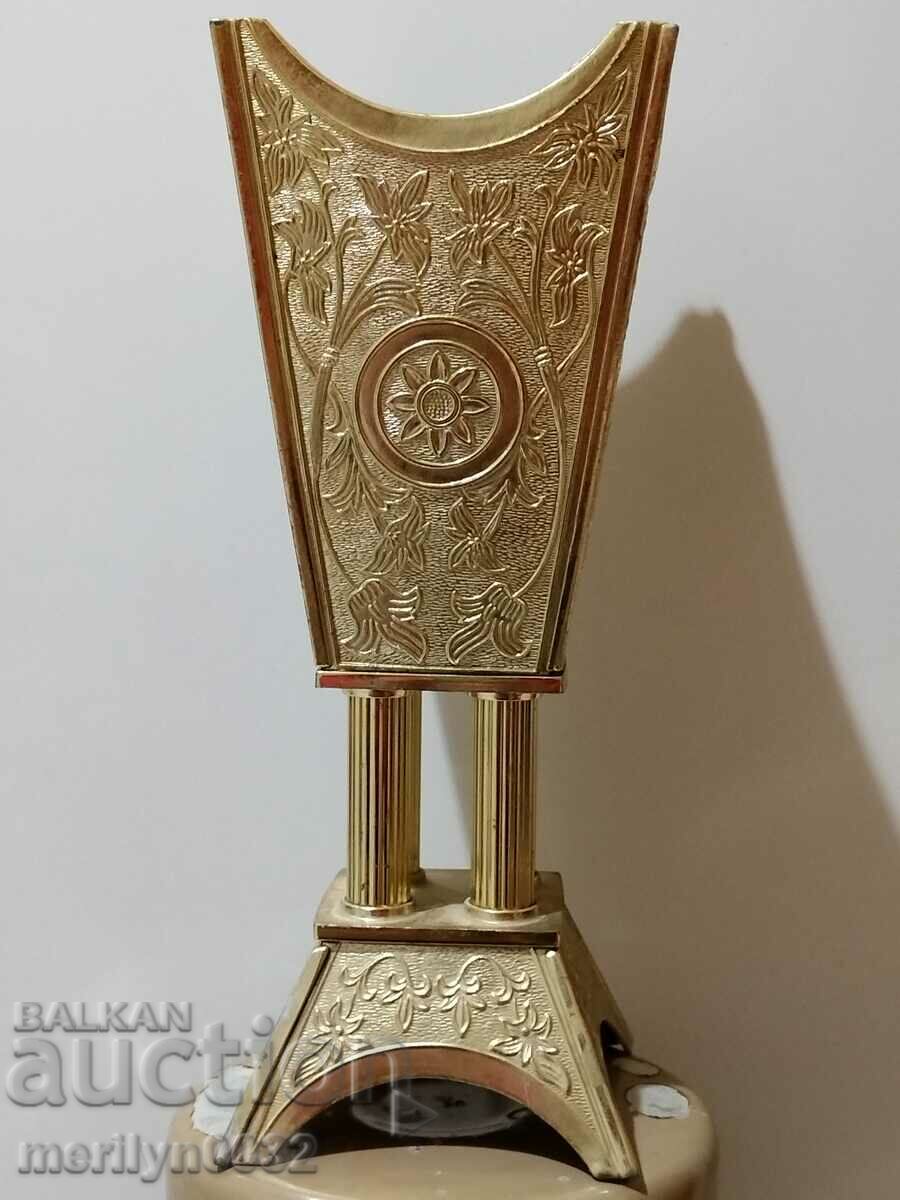 Japanese Vase Stand Art Deco Lamp Stand with price 72.00 BGN | € 36.81 Japanese Vase Stand Art Deco Lamp Stand with price 72.00 BGN | € 36.81