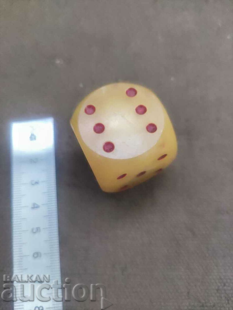 Delivery of a large dice