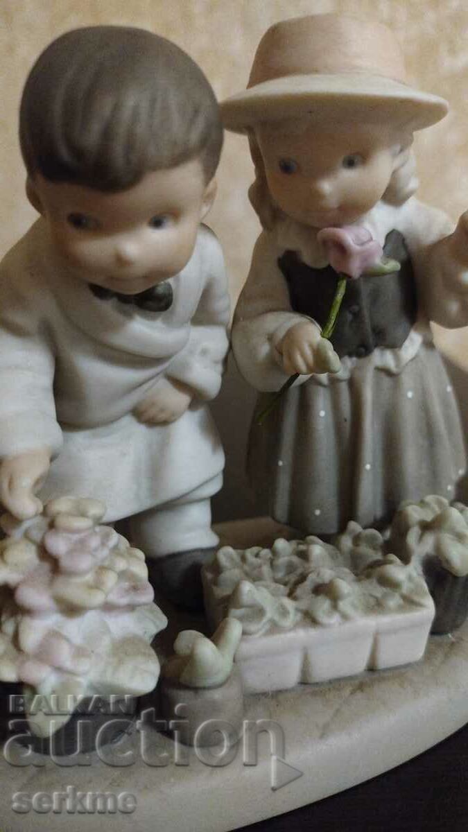 Porcelain figure - 5 Porcelain figure - 5