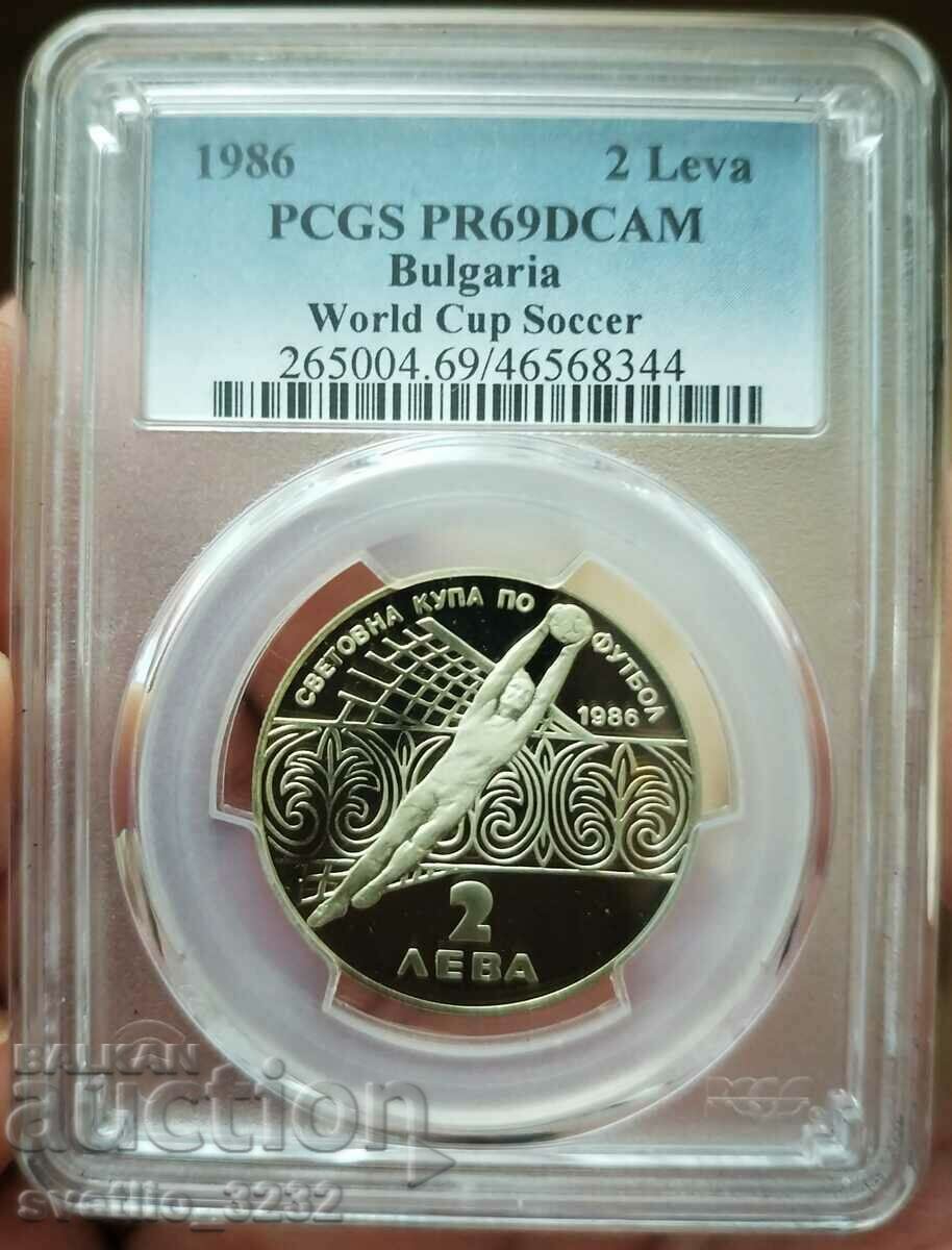 2 лева 1986 Футбол PR 69 DCAM PCGS