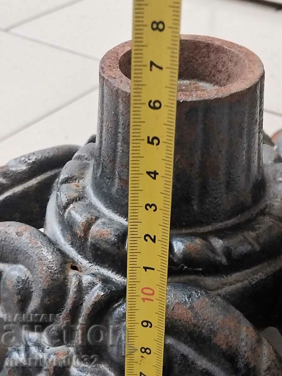 Early 20th century relief cast iron tripod table stand - 6