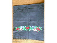 Embroidered Turlach apron without strings