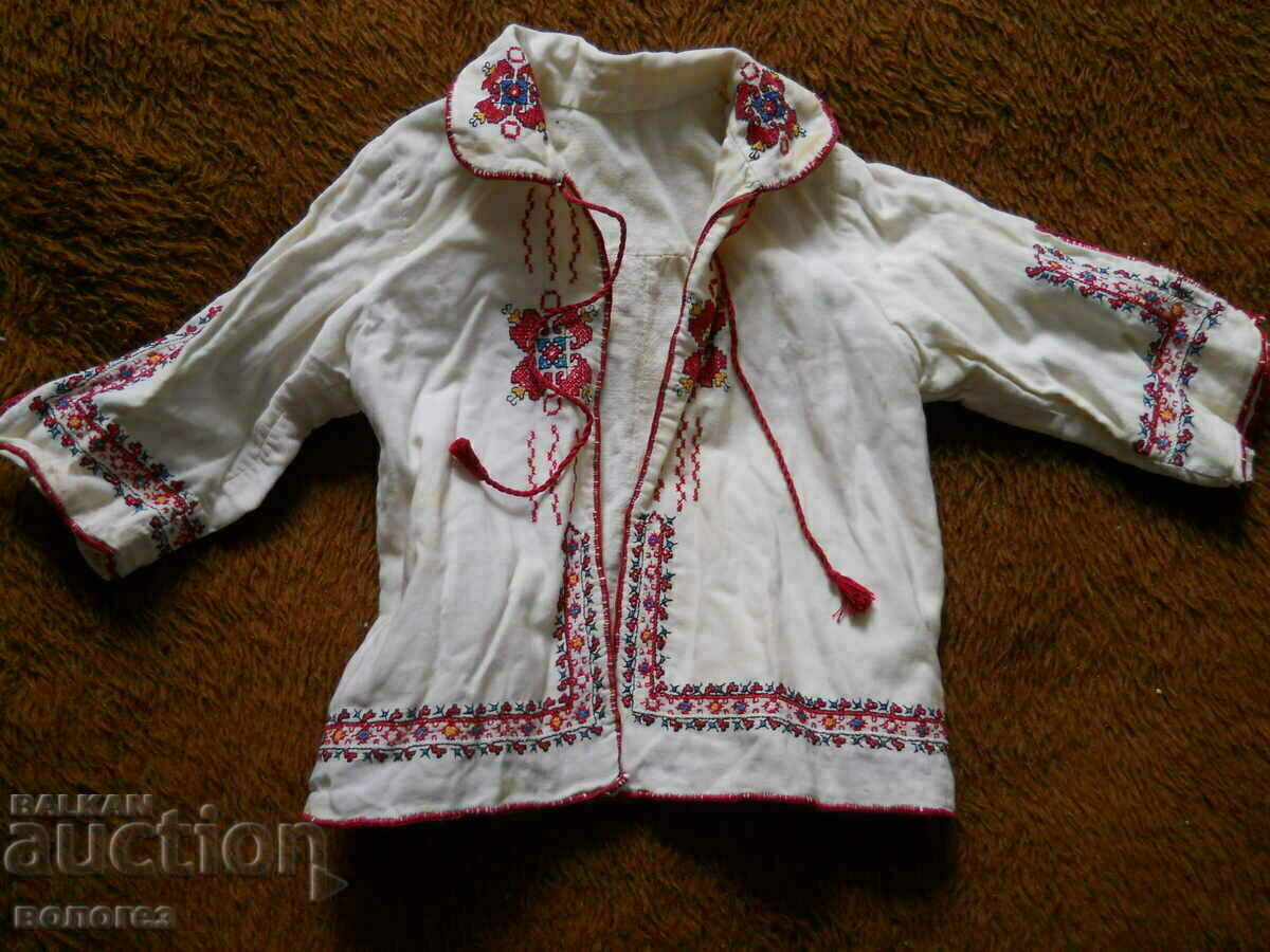 Thracian children's shirt