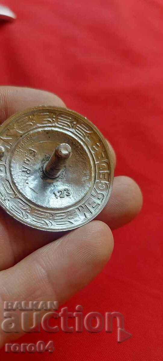 MERCEDES BENZ - 7 MERCEDES BENZ - 7