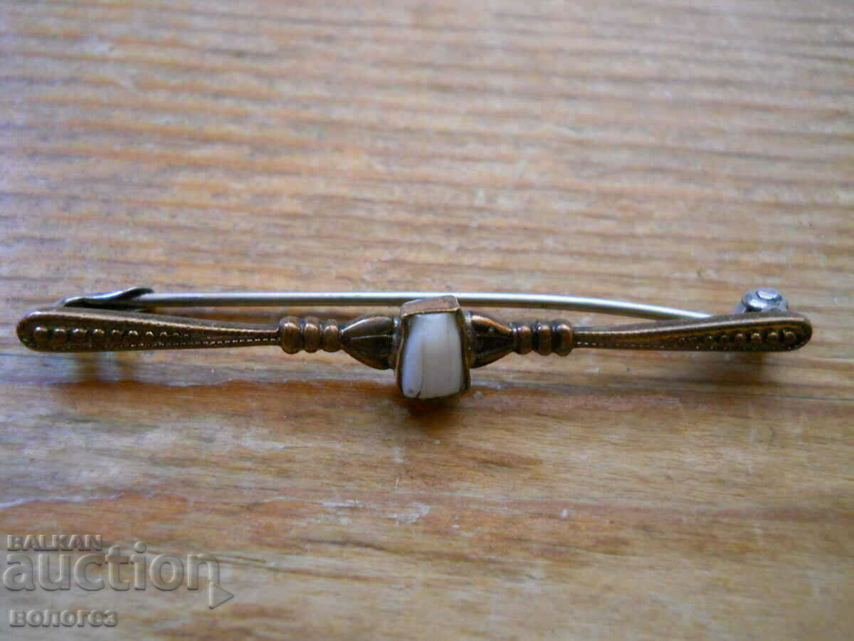 Vintage brooch or tie pin