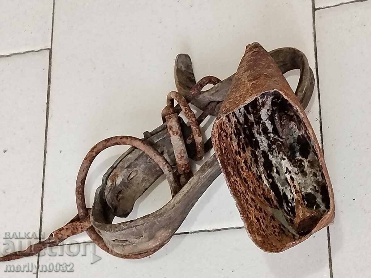 An old little clapper, chan, bell - 7