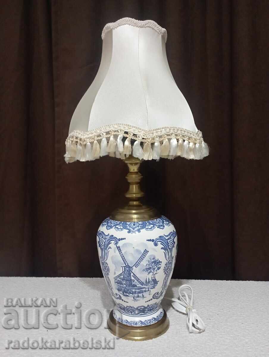 Комплект от две големи старинни порцеланови лампи - лампа с цена € 204.47 | 399.91 лв. Комплект от две големи старинни порцеланови лампи - лампа с цена € 204.47 | 399.91 лв.