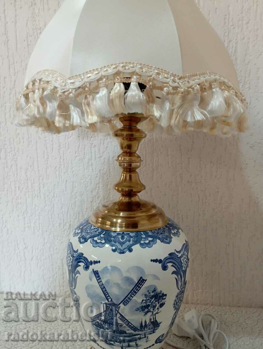Delivery of Set of two large antique porcelain lamps - lamp Delivery of Set of two large antique porcelain lamps - lamp