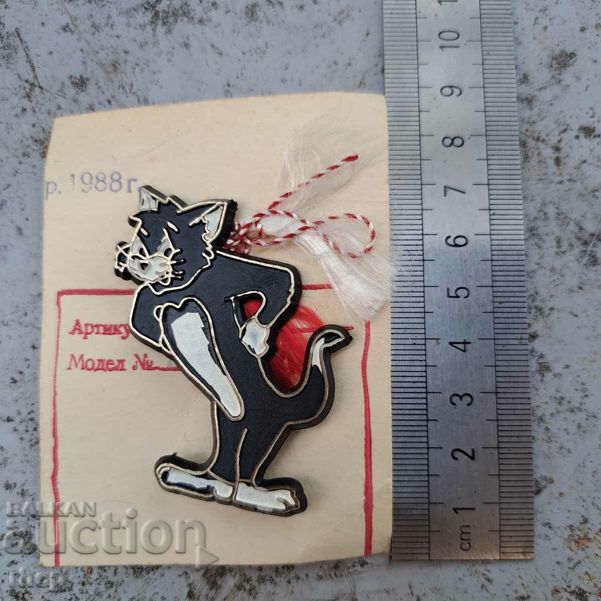 Tom and Jerry 1988 March Plastic Badge