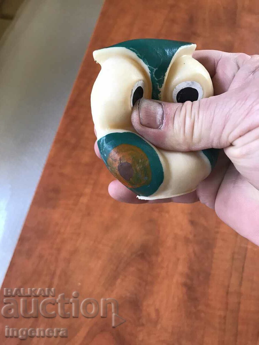 Delivery of TOY RUBBER OWL OWL BIRD Delivery of TOY RUBBER OWL OWL BIRD