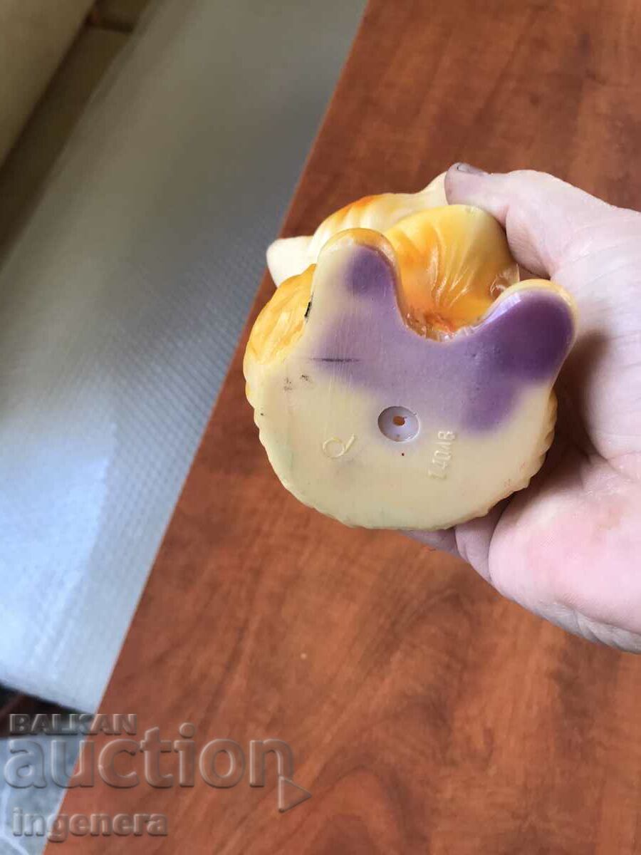 Auction TOY RUBBER FOX KUMA LISA Auction TOY RUBBER FOX KUMA LISA