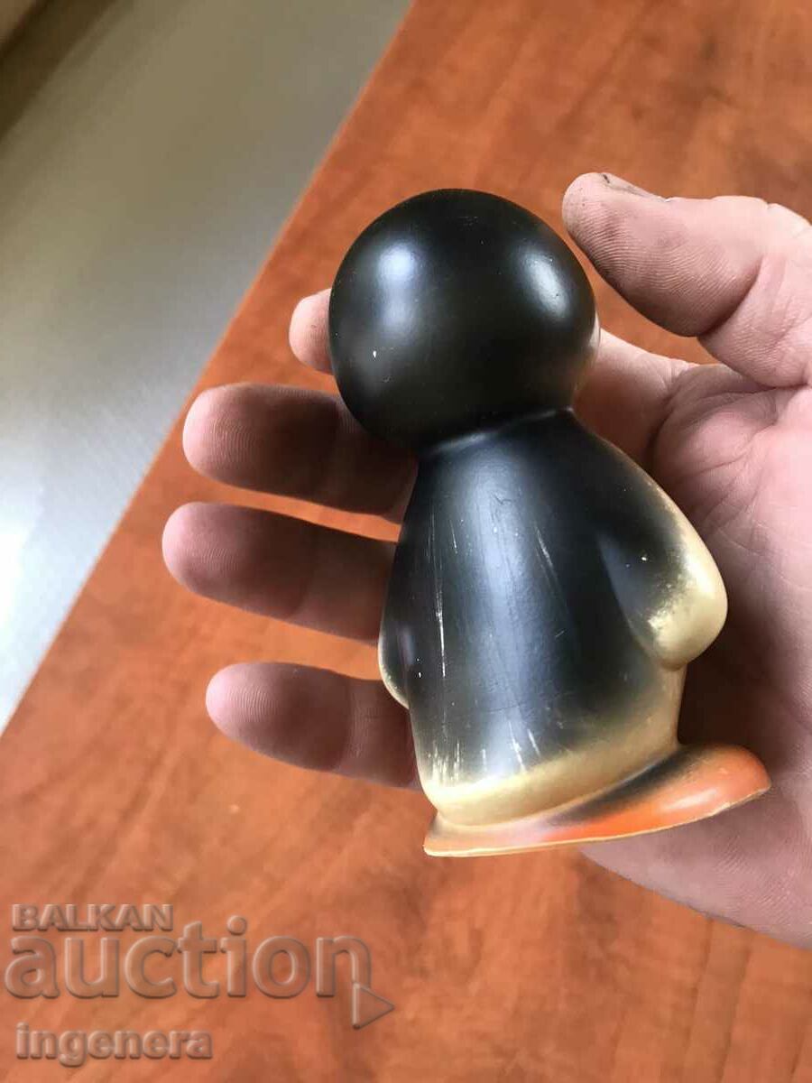 TOY RUBBER PENGUIN PENGUIN with price 9.00 BGN | € 4.60 TOY RUBBER PENGUIN PENGUIN with price 9.00 BGN | € 4.60