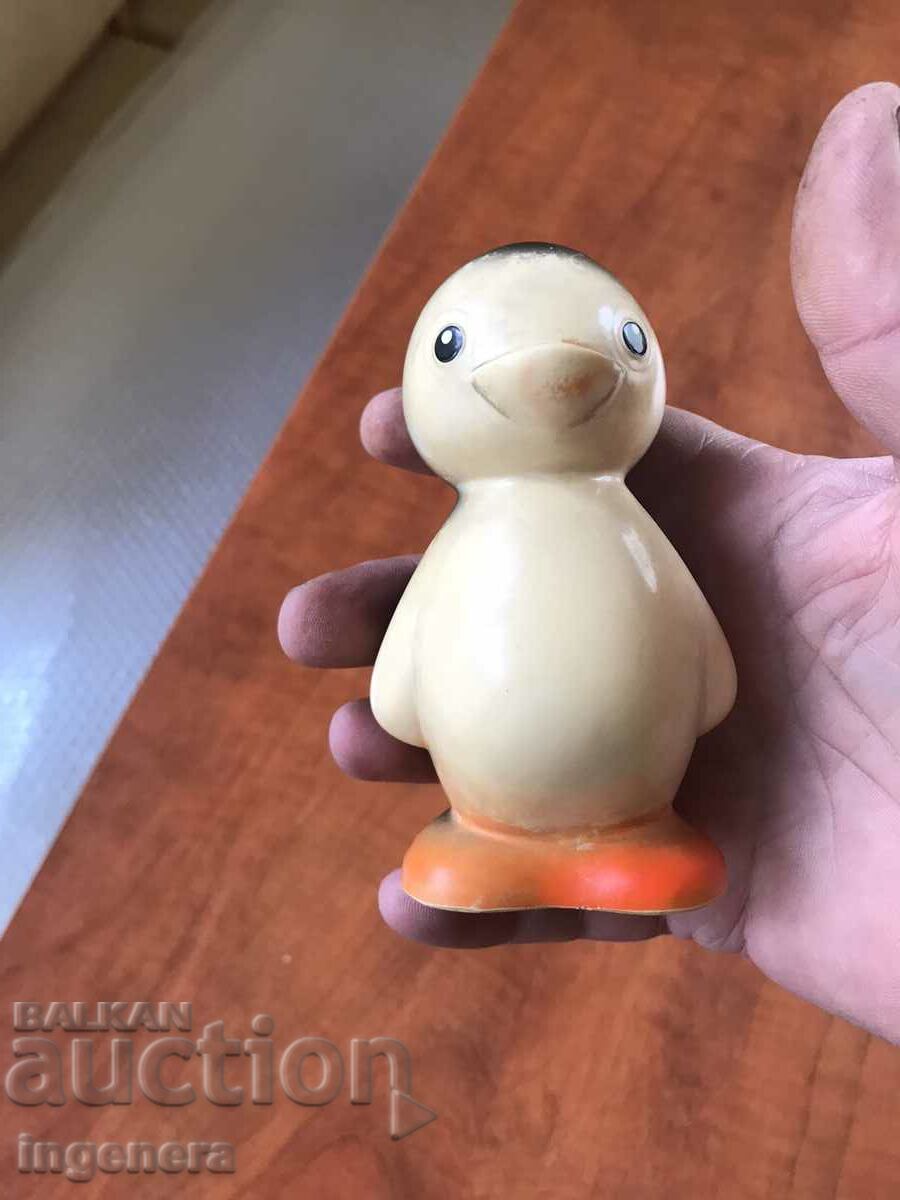 TOY RUBBER PENGUIN PENGUIN