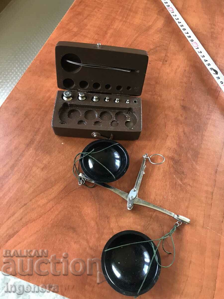 Auction SCALE RETRO MINI BAKELITE METAL WEIGHTS USSR Auction SCALE RETRO MINI BAKELITE METAL WEIGHTS USSR