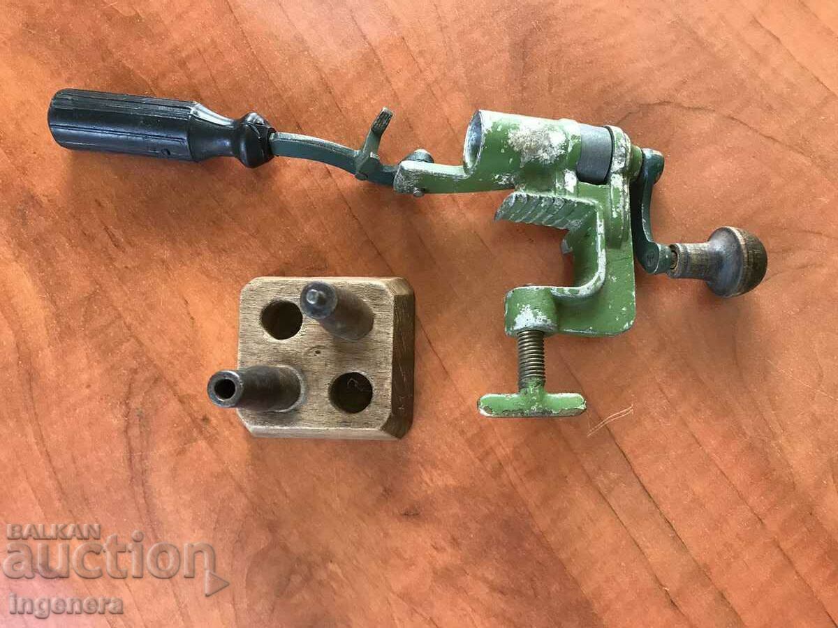 ΠΡΩΤΟΤΥΠΗ ΜΗΧΑΝΗ ΓΕΜΙΣΗΣ ΚΥΝΗΓΙΟΥ - 6 ΠΡΩΤΟΤΥΠΗ ΜΗΧΑΝΗ ΓΕΜΙΣΗΣ ΚΥΝΗΓΙΟΥ - 6