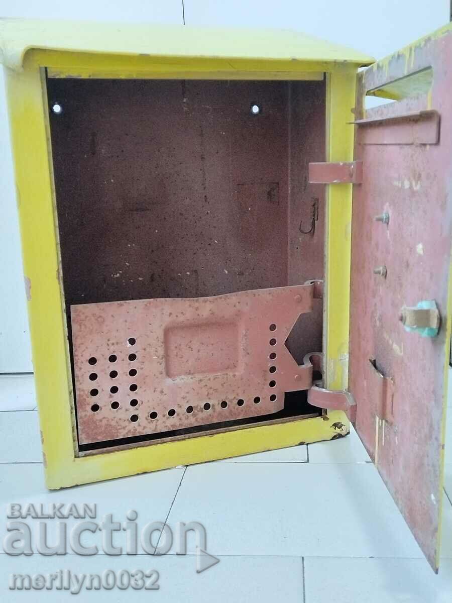 Delivery of Old mailbox 60-70s NRB Delivery of Old mailbox 60-70s NRB