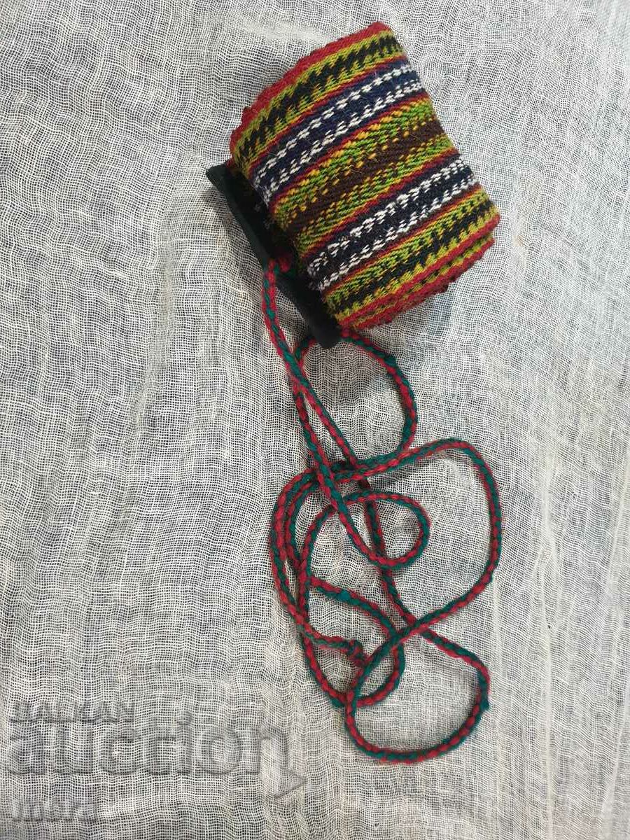Delivery of Authentic woven wide belt for folk costume
