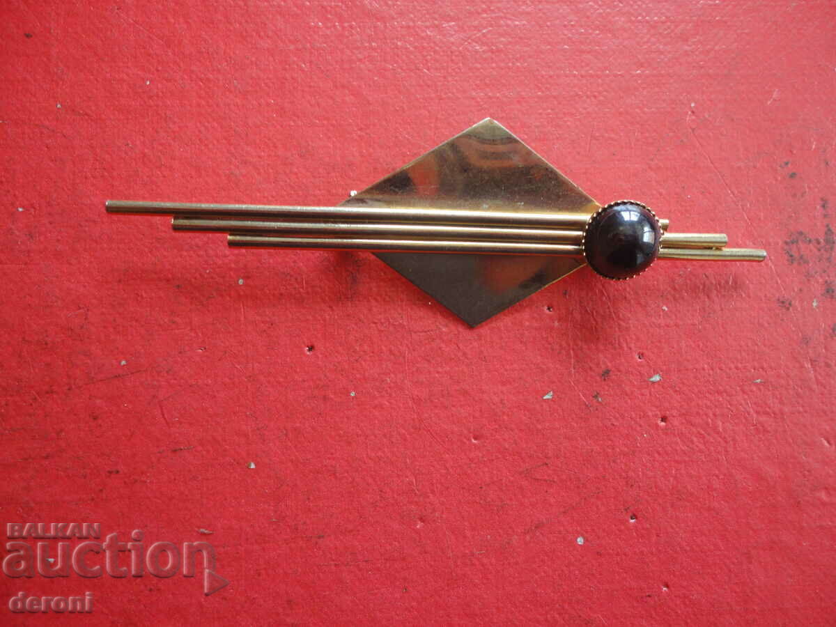 Gilt brooch 55 with price 10.00 BGN | € 5.11 Gilt brooch 55 with price 10.00 BGN | € 5.11