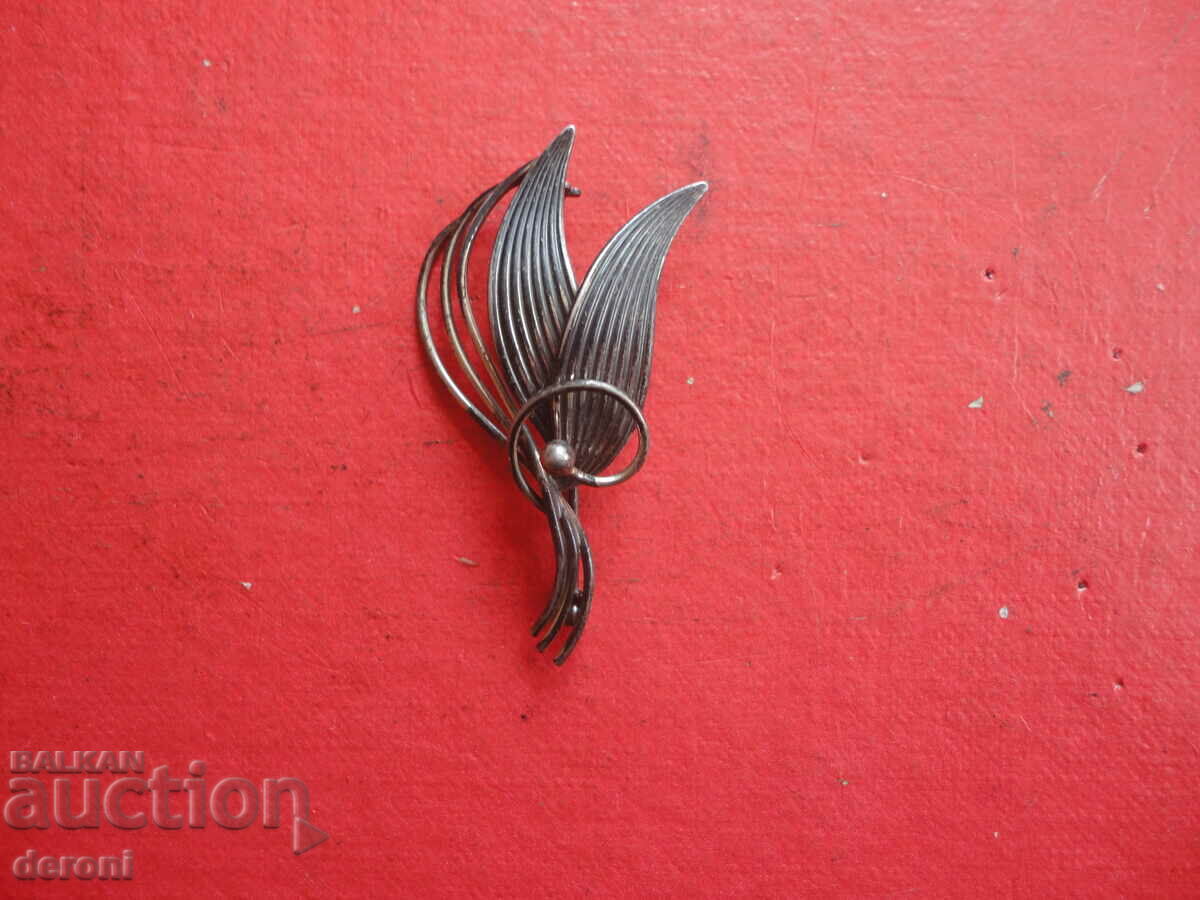 Delivery of A great brooch 57 Delivery of A great brooch 57