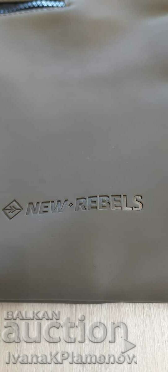 Women's backpack new with price 16.00 BGN | € 8.18 Women's backpack new with price 16.00 BGN | € 8.18