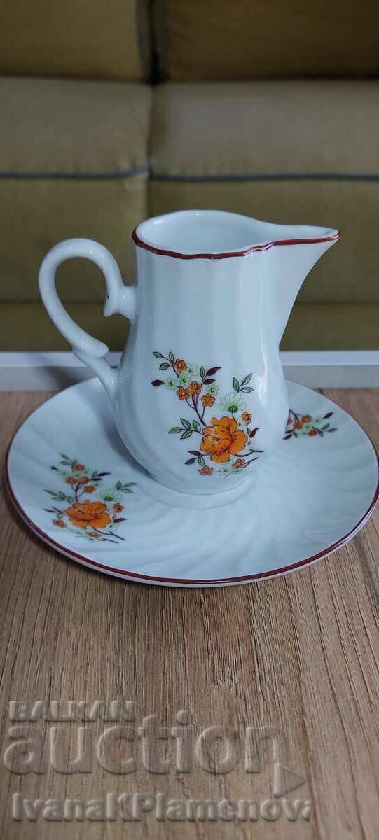 Delivery of Porcelain Bulgaria for collectors excellent