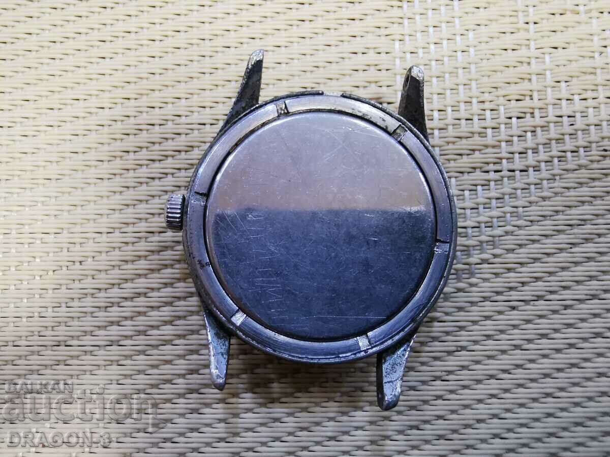 EAST with price 15.00 BGN | € 7.67 EAST with price 15.00 BGN | € 7.67