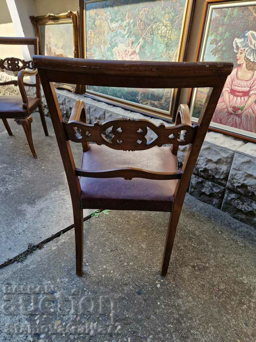 O pereche de fotolii antice superbe Louis 15 - 6 O pereche de fotolii antice superbe Louis 15 - 6