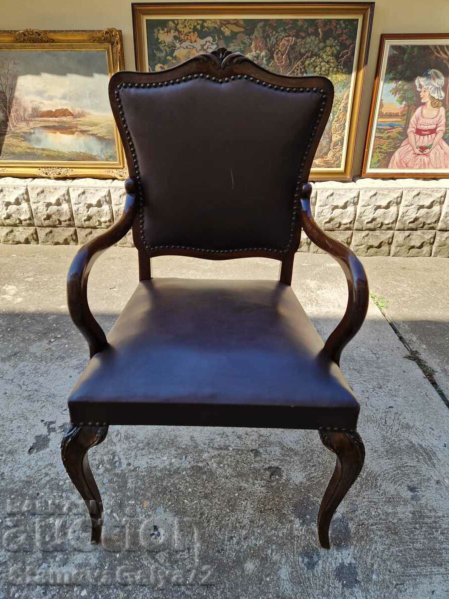 A wonderful antique baroque Louis 15 chair