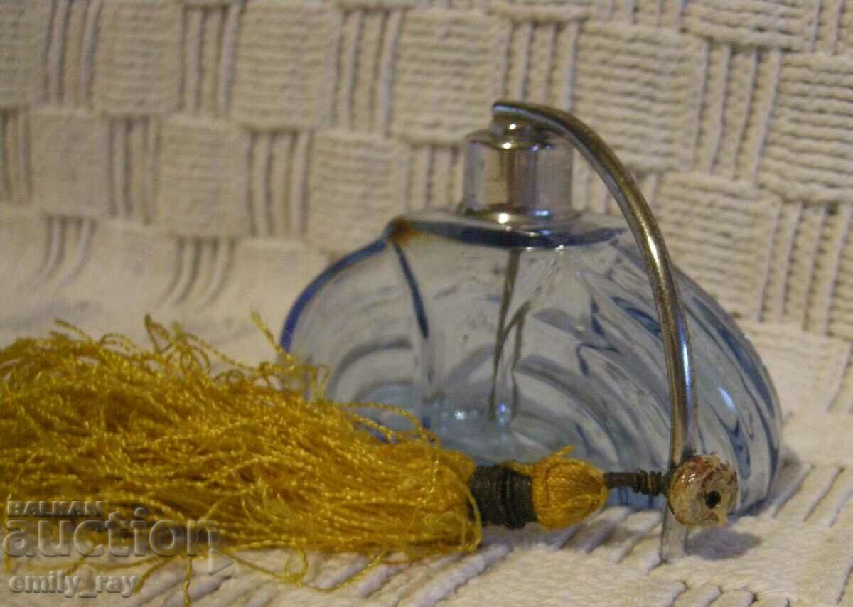 Аукцион Ретро шише за парфюм Аукцион Ретро шише за парфюм