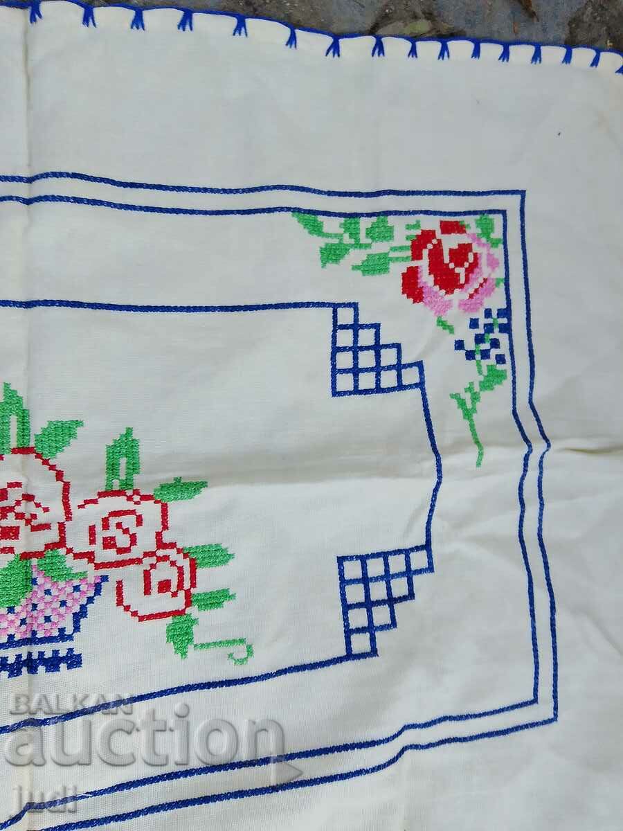 Auction Embroidery tablecloth Auction Embroidery tablecloth