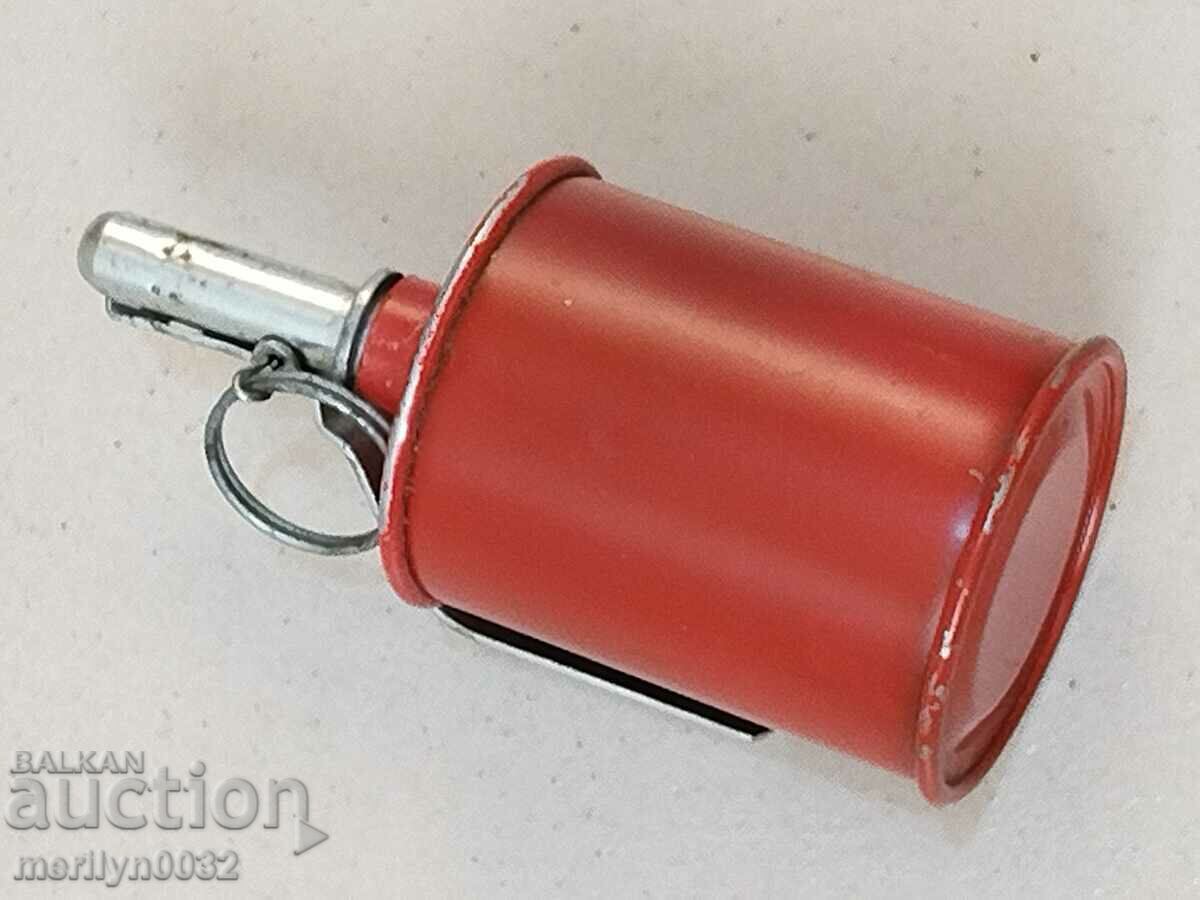 Delivery of Training grenade RG-42 from the office of the NGO UNSAFE Delivery of Training grenade RG-42 from the office of the NGO UNSAFE