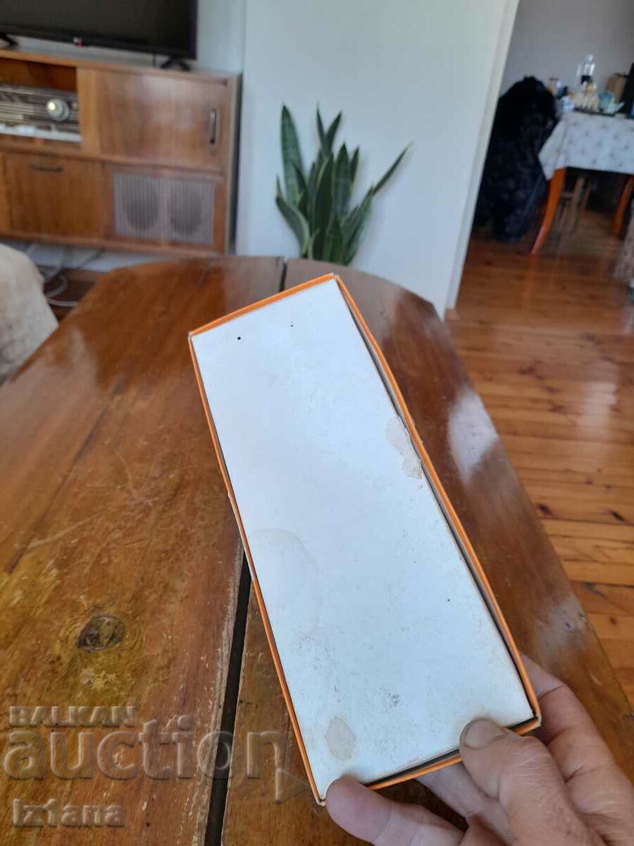 An old box of Gergana chocolates - 5 An old box of Gergana chocolates - 5