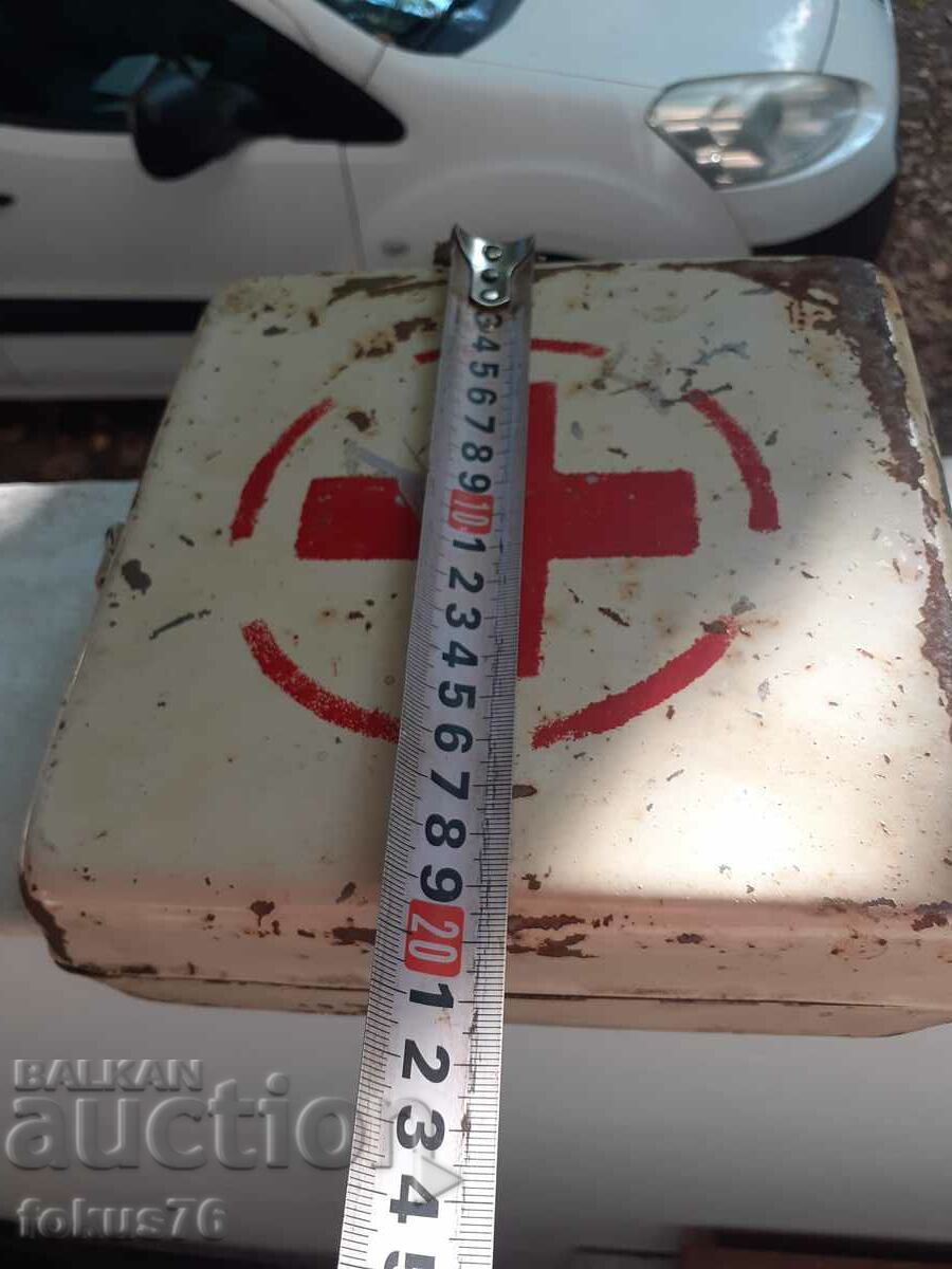 Old metal Soviet first aid kit - 6 Old metal Soviet first aid kit - 6