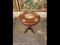 Great antique English solid wood coffee table