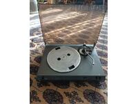 GRAMOPHONE RETRO ANTIQUE NO PIN team 6010 P