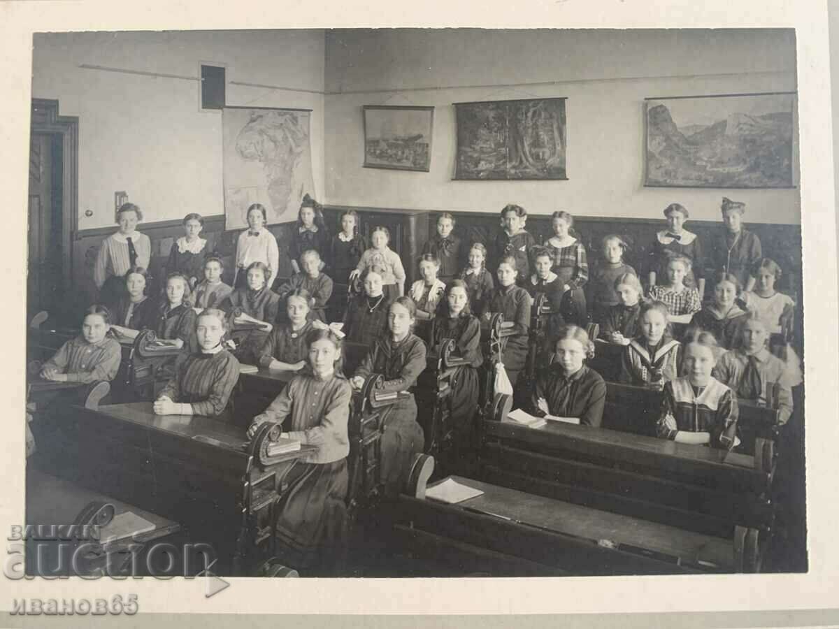 Auction old photo Auction old photo