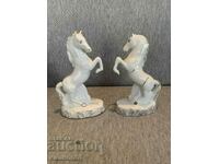 porcelain horse figures