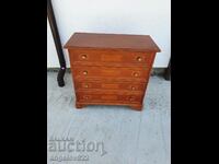 Beautiful wooden chest of drawers!