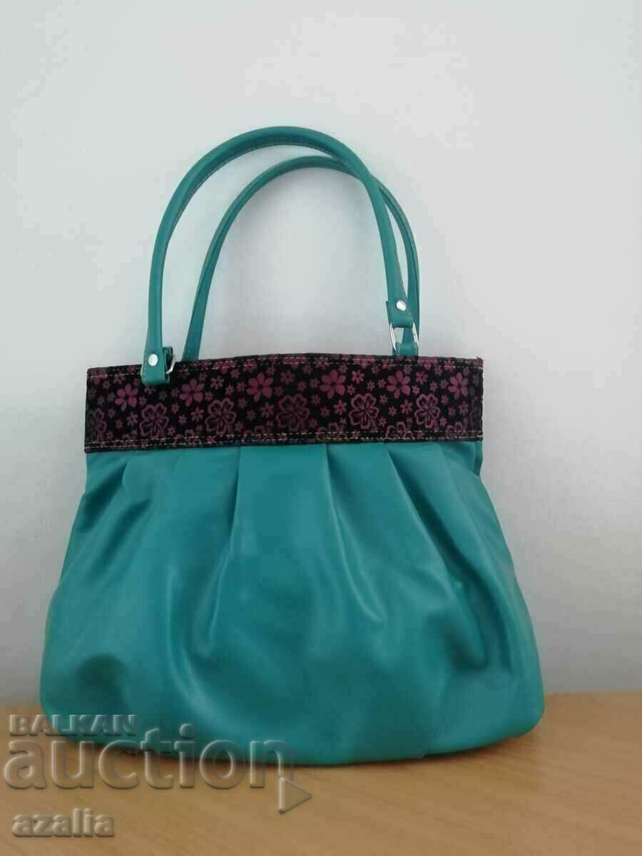 Beautiful handbag, new