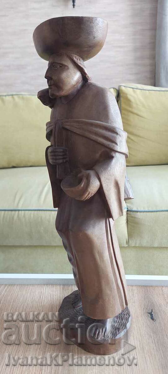 Delivery of Wood carving, height 45 cm, excellent Delivery of Wood carving, height 45 cm, excellent