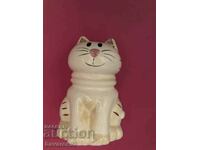 Porcelain figure, Cat.