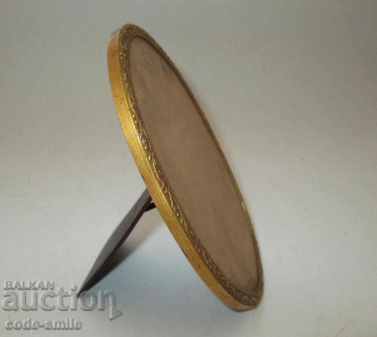 Veche ramă foto elegantă din bronz aurit - 5 Veche ramă foto elegantă din bronz aurit - 5