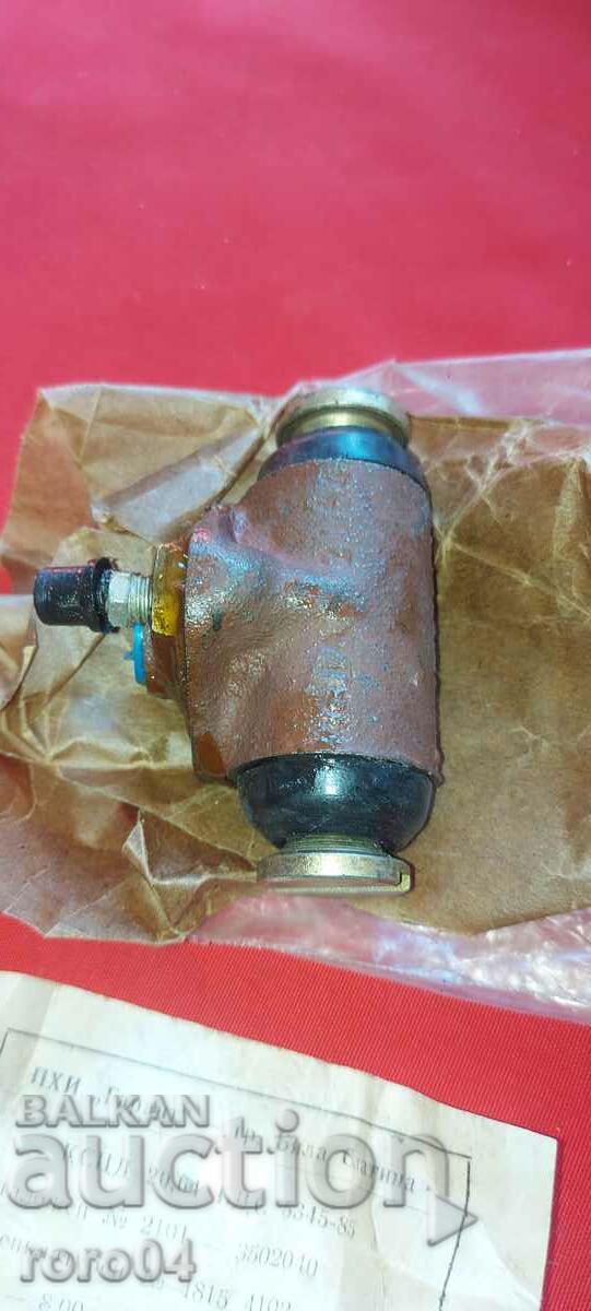Auction LADA - JIGULA - BRAKE CYLINDER - NEW Auction LADA - JIGULA - BRAKE CYLINDER - NEW
