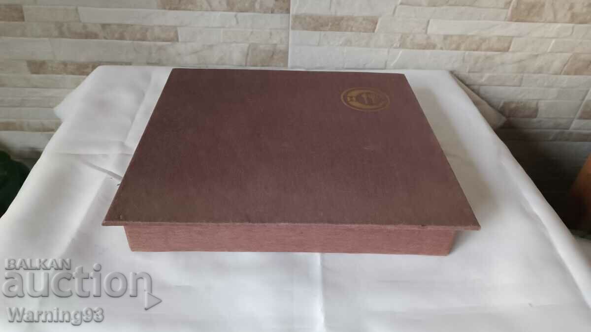 Brand new cutlery in a box - 24 pieces - NS - 5