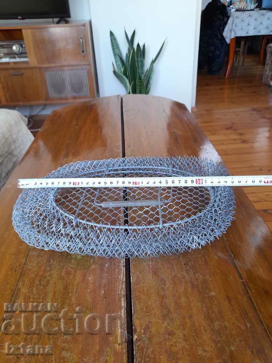 Old metal shopping bag with price 32.00 BGN | € 16.36 Old metal shopping bag with price 32.00 BGN | € 16.36