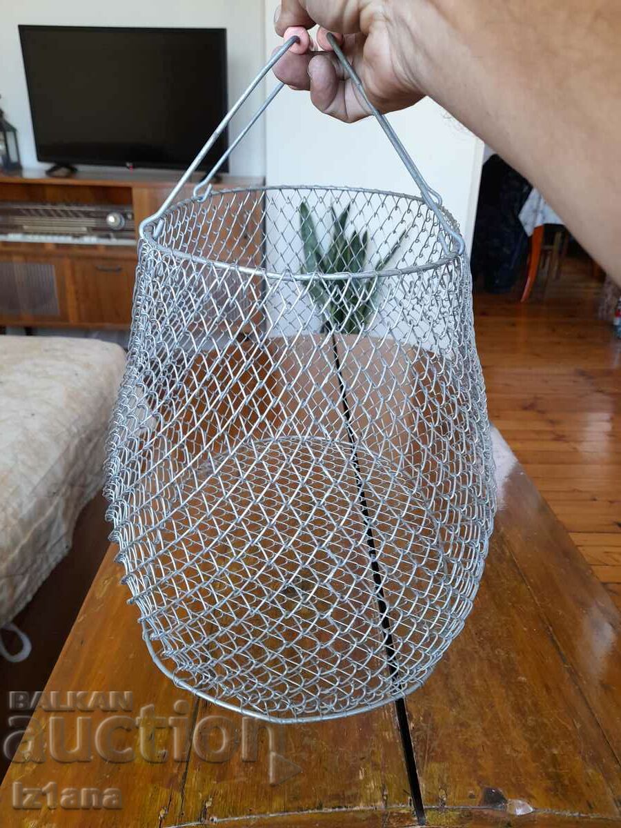 Auction Old metal shopping bag Auction Old metal shopping bag